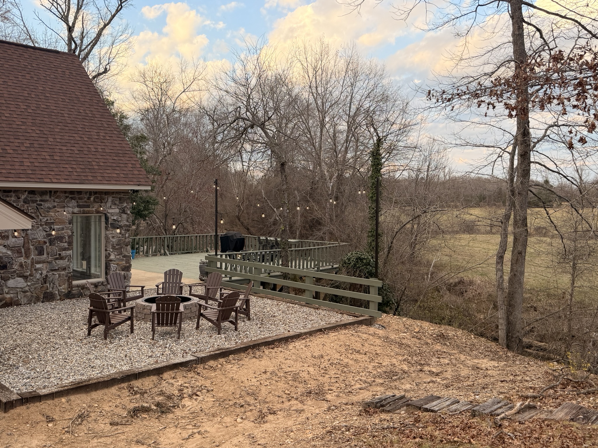 Southern Delight third bedroom with cozy queen bed and natural light
